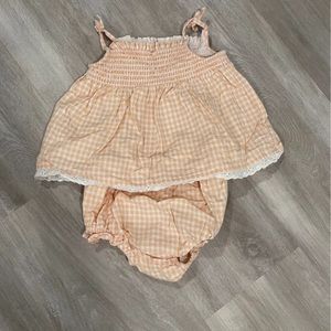Baby girl smocked set